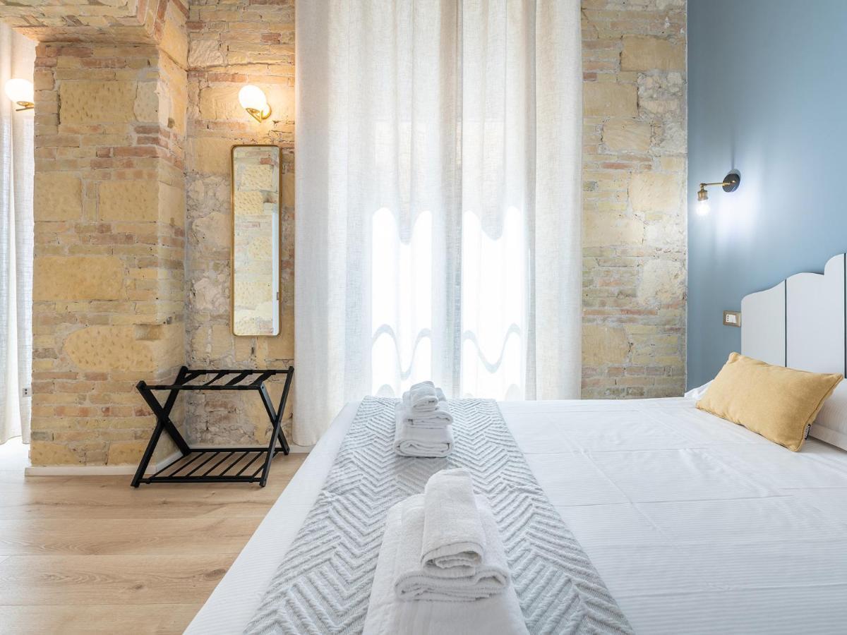 Orma Design Rooms - Historic Centre Cagliari Eksteriør bilde